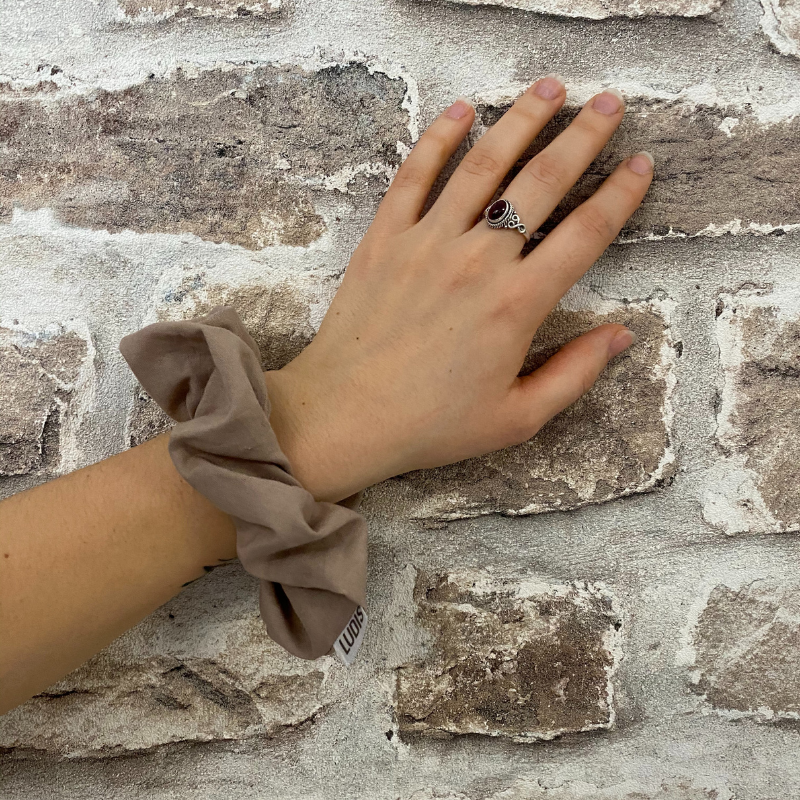 Daisy Hair Scrunchie