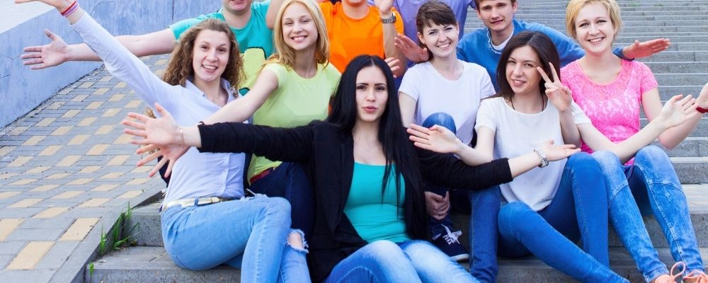 Qu'est-ce qui est à la mode en ce moment pour ADO ?