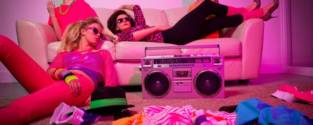 Quelques idées d’accessoires pour une soirée année 90