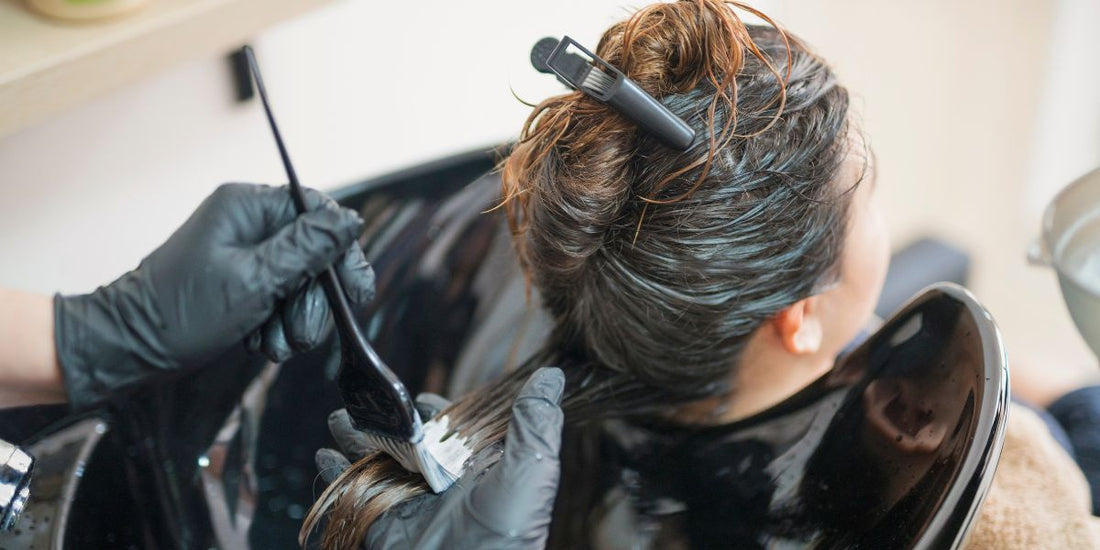 colorer les cheveux d'un homme