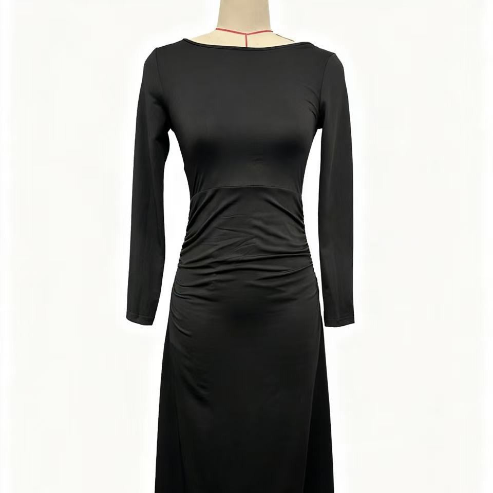 Robe Évasée à Manches Longues – Élégance Intemporelle