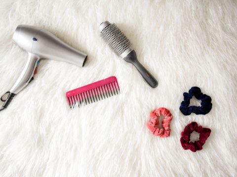 Cheveux blancs des hommes : quelles sont les solutions ?