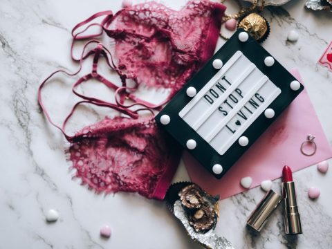 Undiz met le feu aux poudres : craquez pour sa lingerie à -60% ?