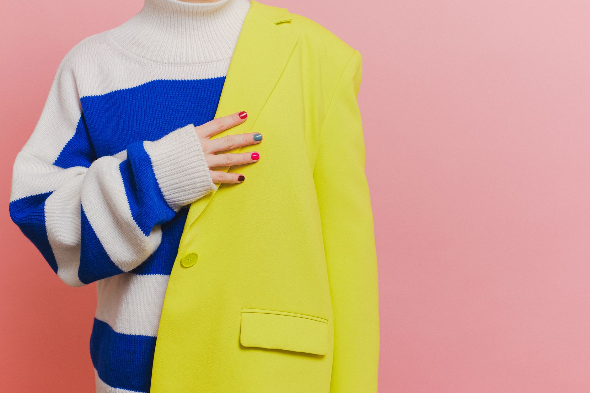 ? Quelle couleur de vêtements pour votre teint ? Le guide ultime de la colorimétrie !