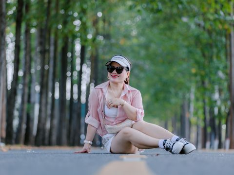 Comment éviter les douleurs aux pieds et rester au top de la mode cet été ?