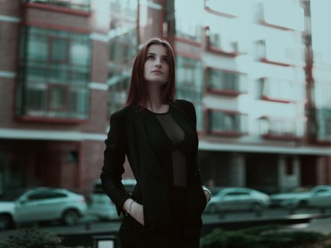 Dis-moi comment tu t’habilles, je te dirai qui tu es