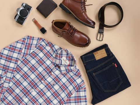 Les 7 tendances mode que les hommes détestent (et que les femmes adorent)