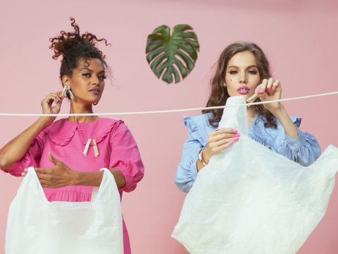 La France restreint la « fast fashion » ultra‑rapide : un tournant historique pour la mode durable
