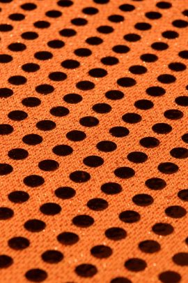 Gros plan sur un tissu à motif polka dots