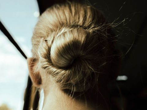 Le chignon de ballerine, tendance coiffure de la rentrée