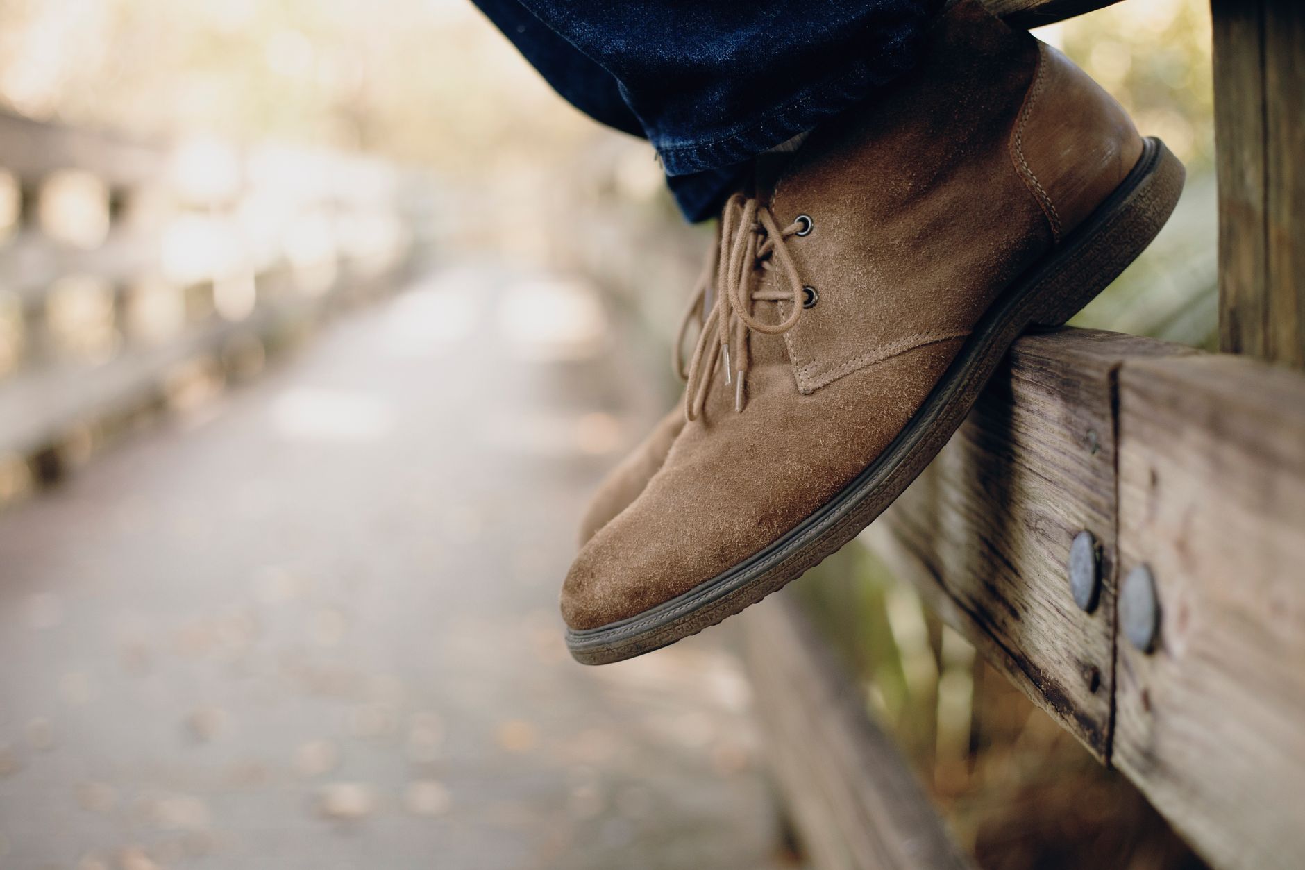 Le daim et le suède s'imposent : focus sur les mules UGG