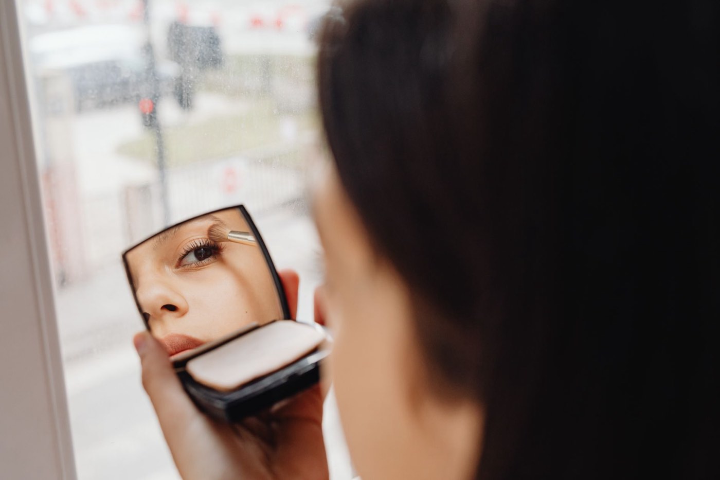 Maquillage naturel tendance 2026 — rendu peau et modulabilité
