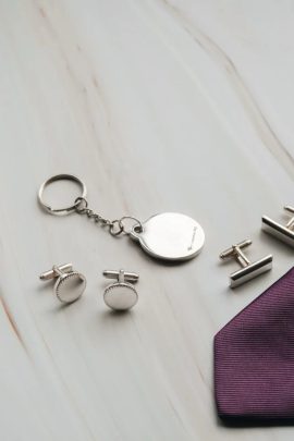 Accessoires homme en entreprise : ce qui fait vraiment l'allure