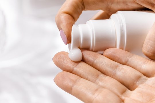 Peau sèche, mixte ou sensible : quels produits choisir en 2026