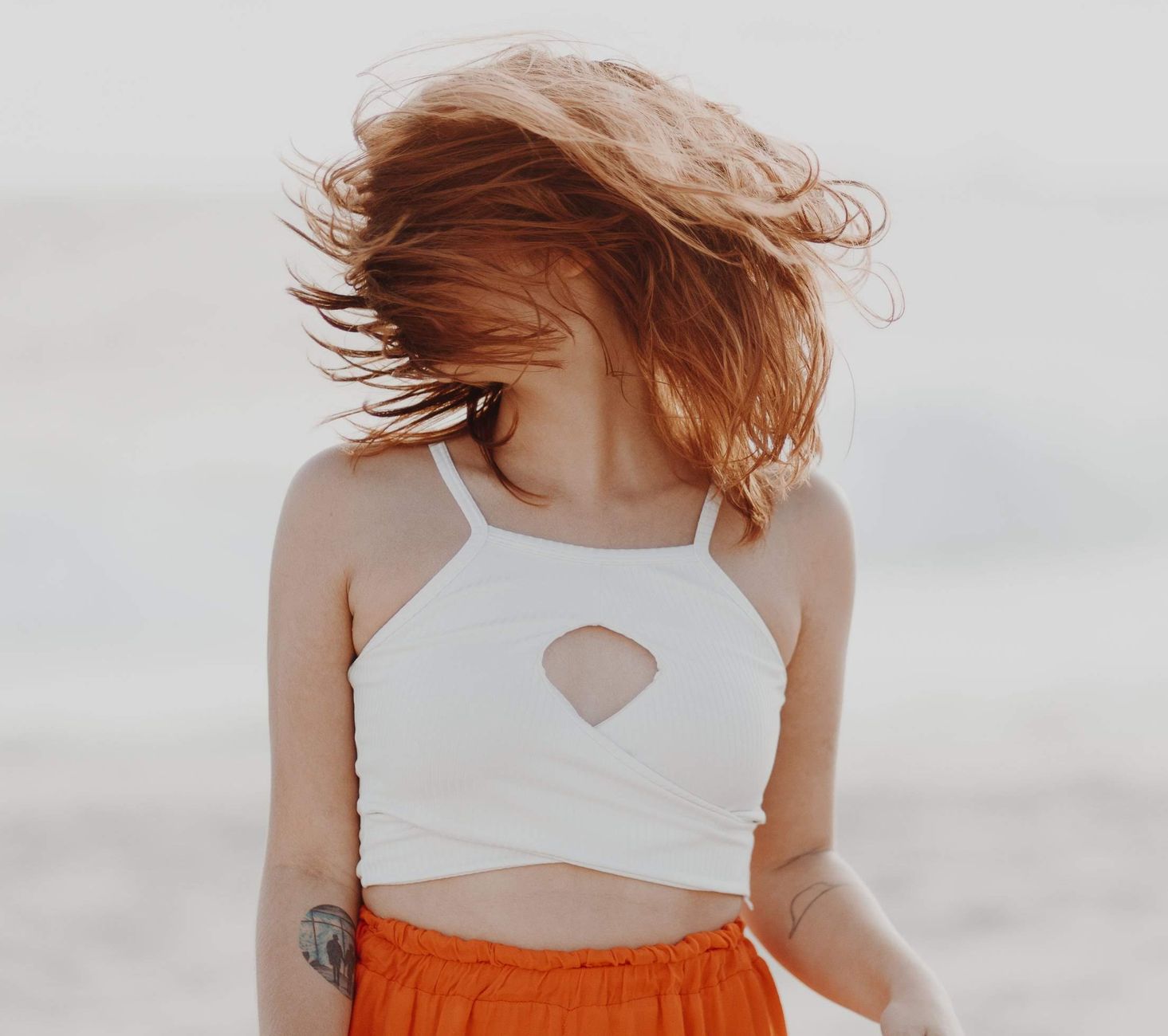 Les cheveux halo de Rosalia : comment adopter cette tendance audacieuse ?